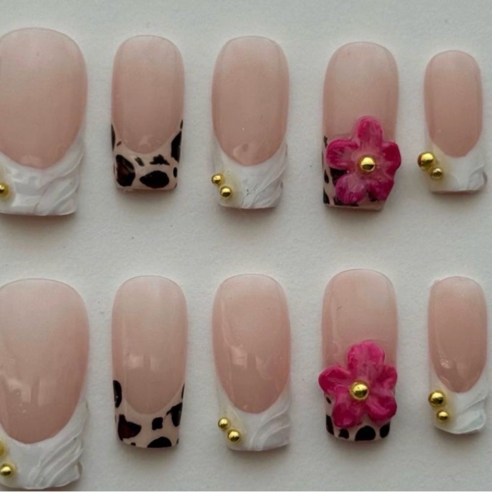 Elegant Pink and White Nail Art Set